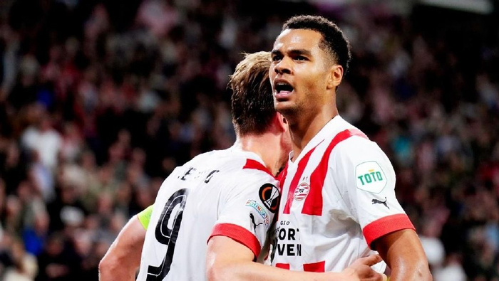 恐后地展现 恐后地展现