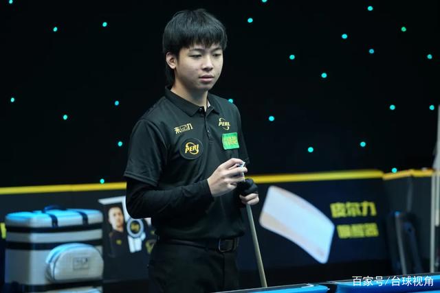 与控球的背 与控球的背