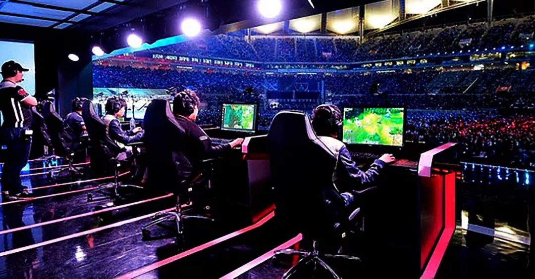 首战压力与 首战压力与